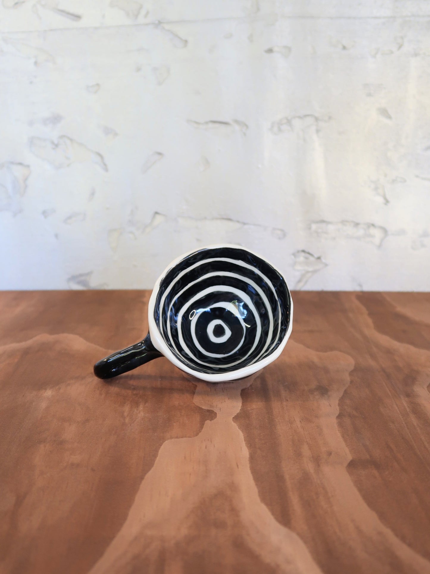 Black & White Cup with Plate