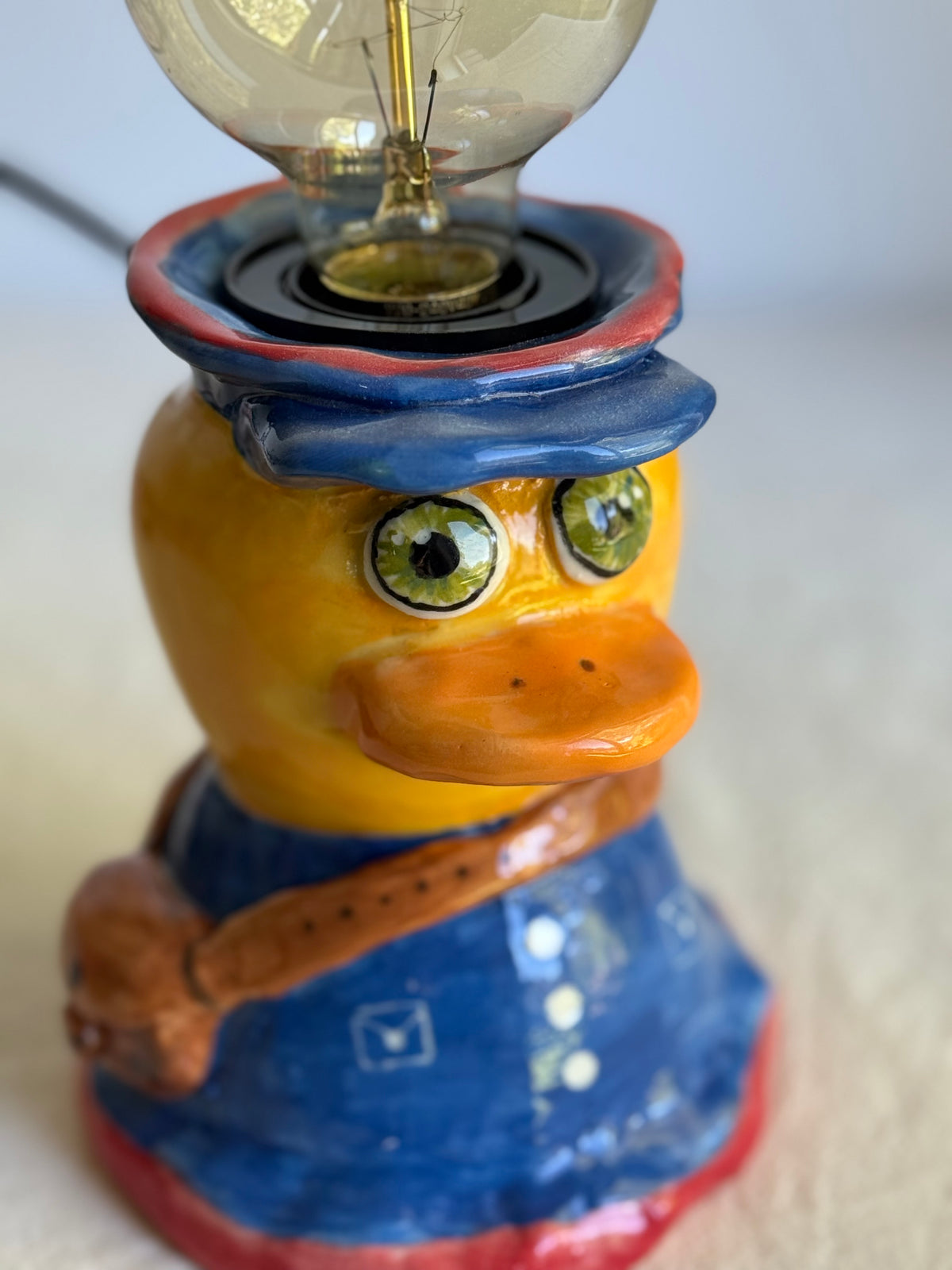 Mr. Postman Duck Ceramic Lamp - SL ceramics 