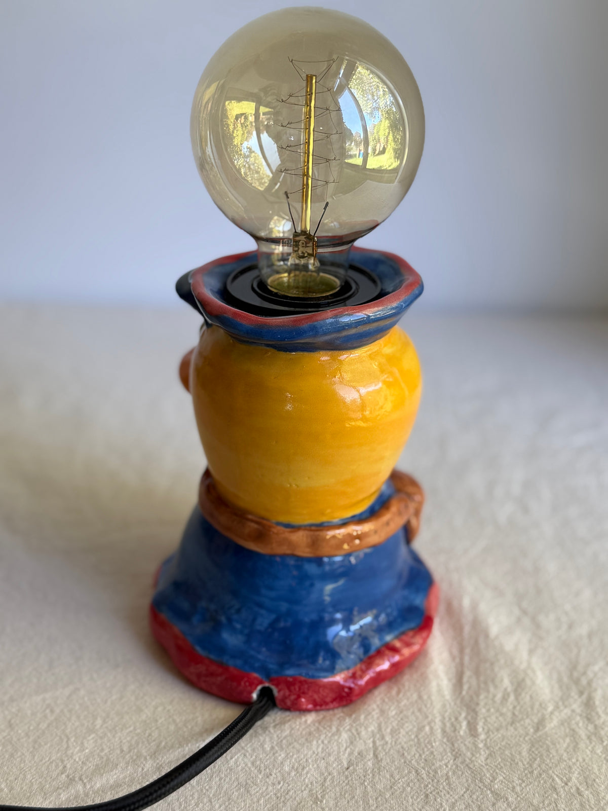 Mr. Postman Duck Ceramic Lamp - SL ceramics 