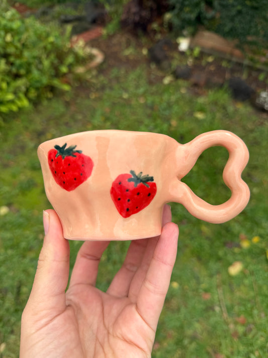Strawberry Cup (seconds)