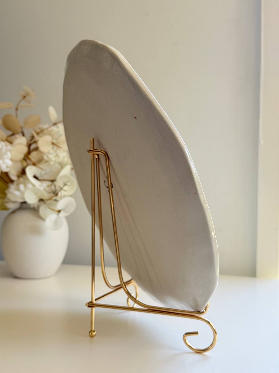 Large Totoro Ceramic Plate – 30cm Hand-Painted Stoneware Dish with Totoro & Soot Sprites - SL ceramics 