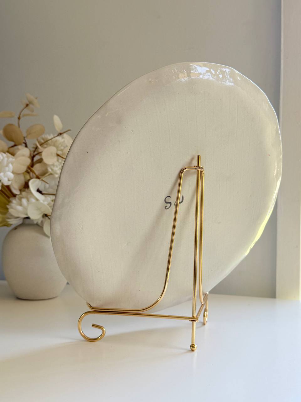 Large Totoro Ceramic Plate – 30cm Hand-Painted Stoneware Dish with Totoro & Soot Sprites - SL ceramics 