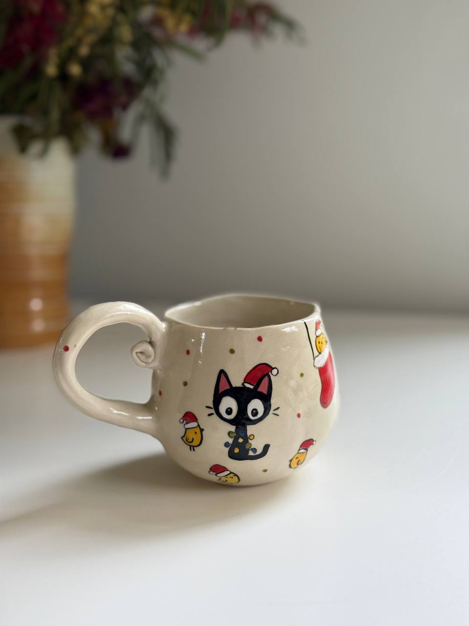 Christmas Mug with Cat and  Chicks - SL ceramics 