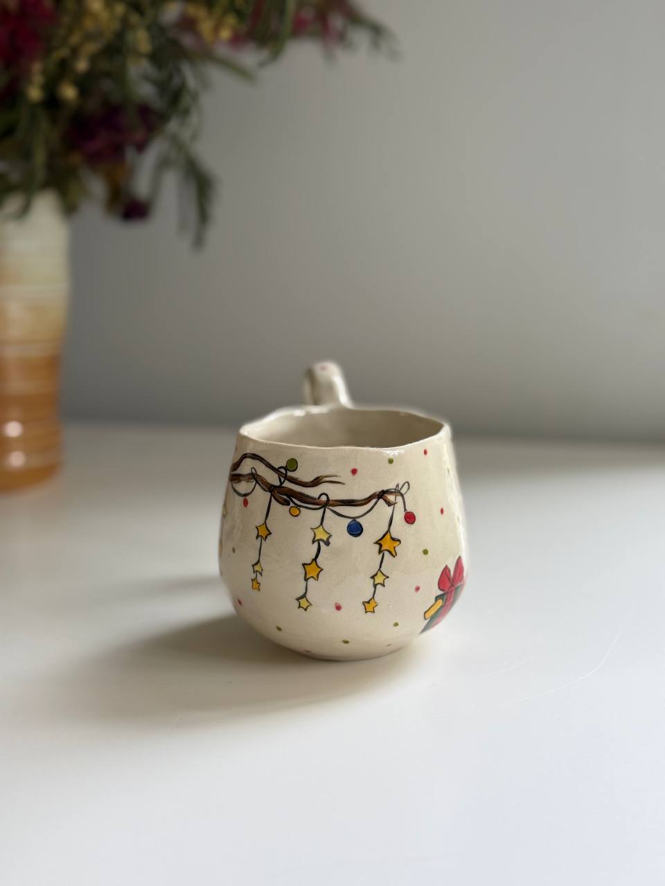 Christmas Mug with Cat and  Presents - SL ceramics 