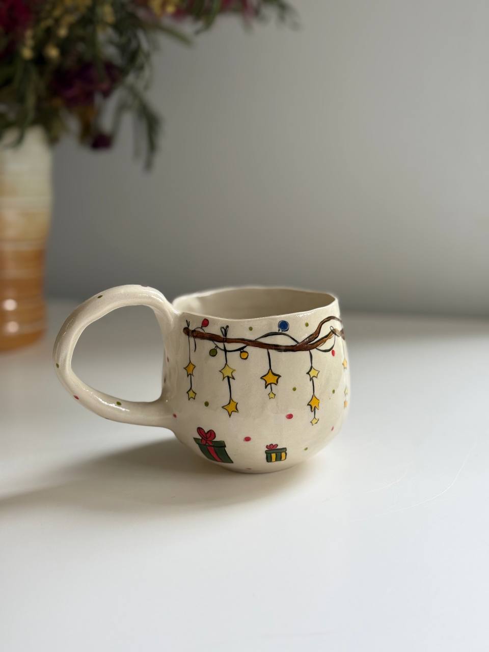 Christmas Mug with Cat and  Presents - SL ceramics 