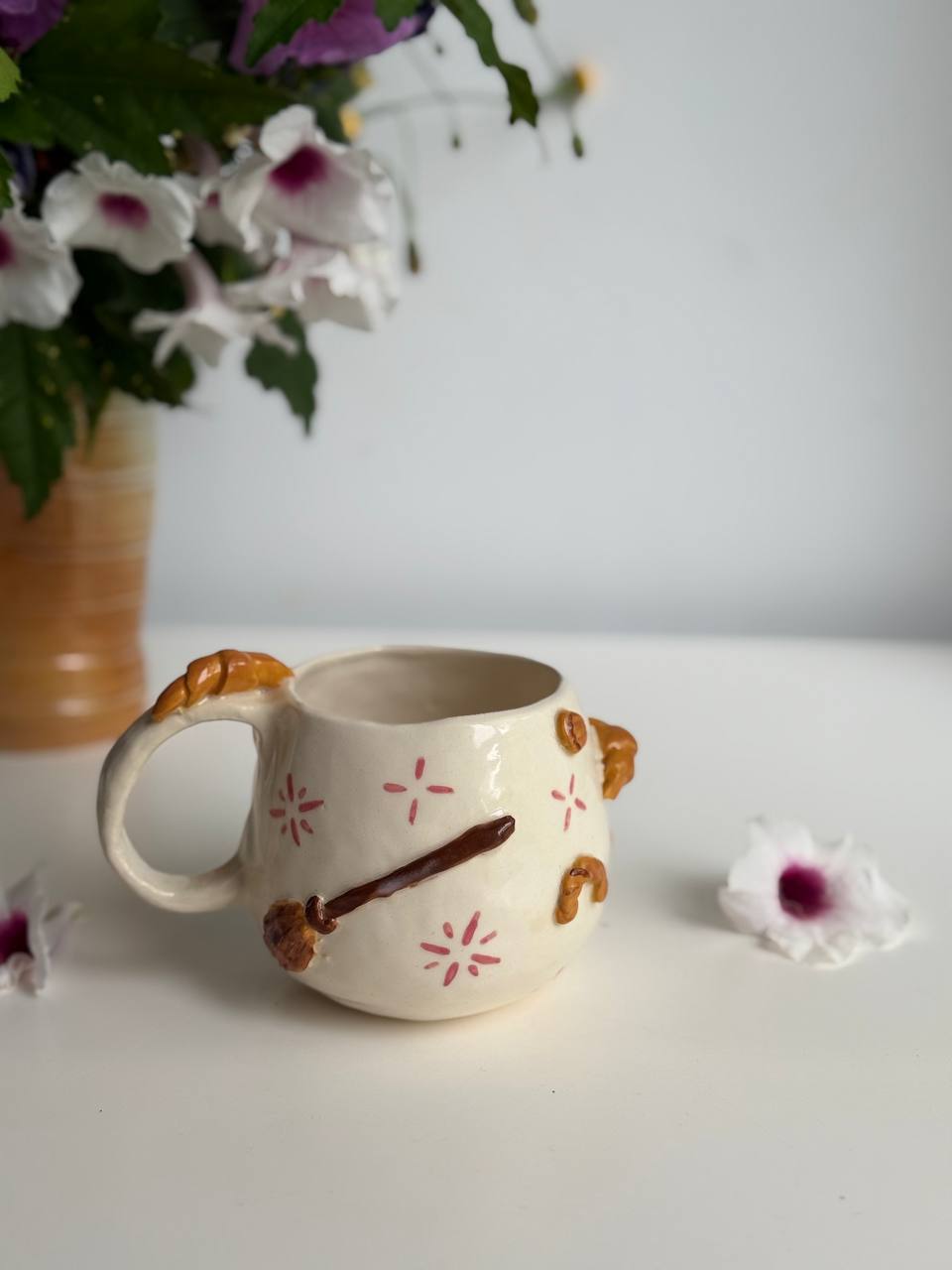 Ghibli-Inspired Kiki Mug – 3D Croissants & Bread, Kiki on Her Broom - SL ceramics 