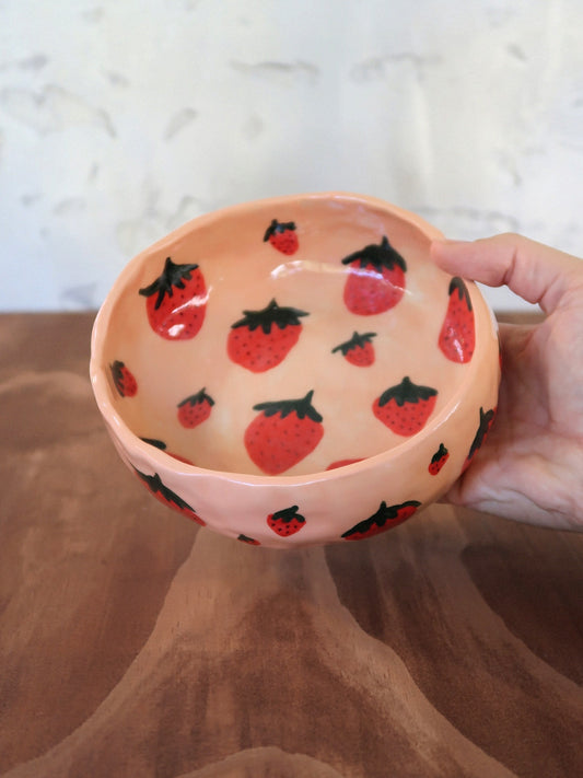 Strawberry bowl — Hand-Painted, Hand-Pinched
