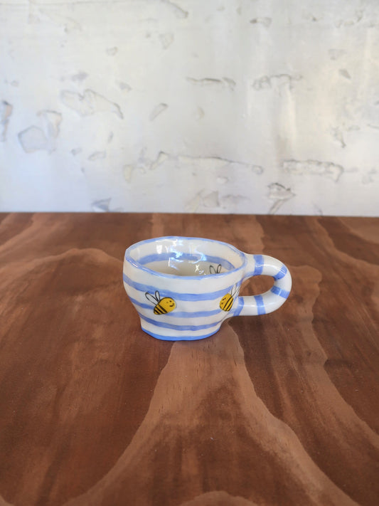 Bee Cup