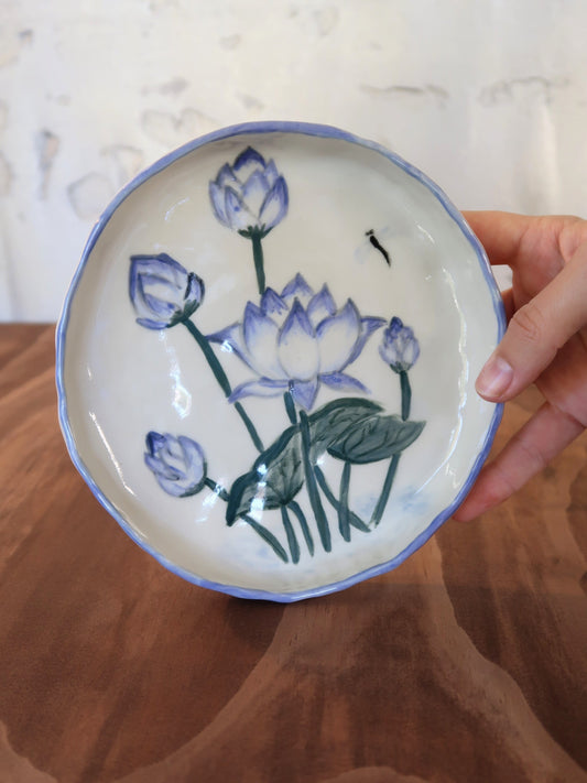 Lily Shallow Bowl – Hand-Painted, Hand-Pinched