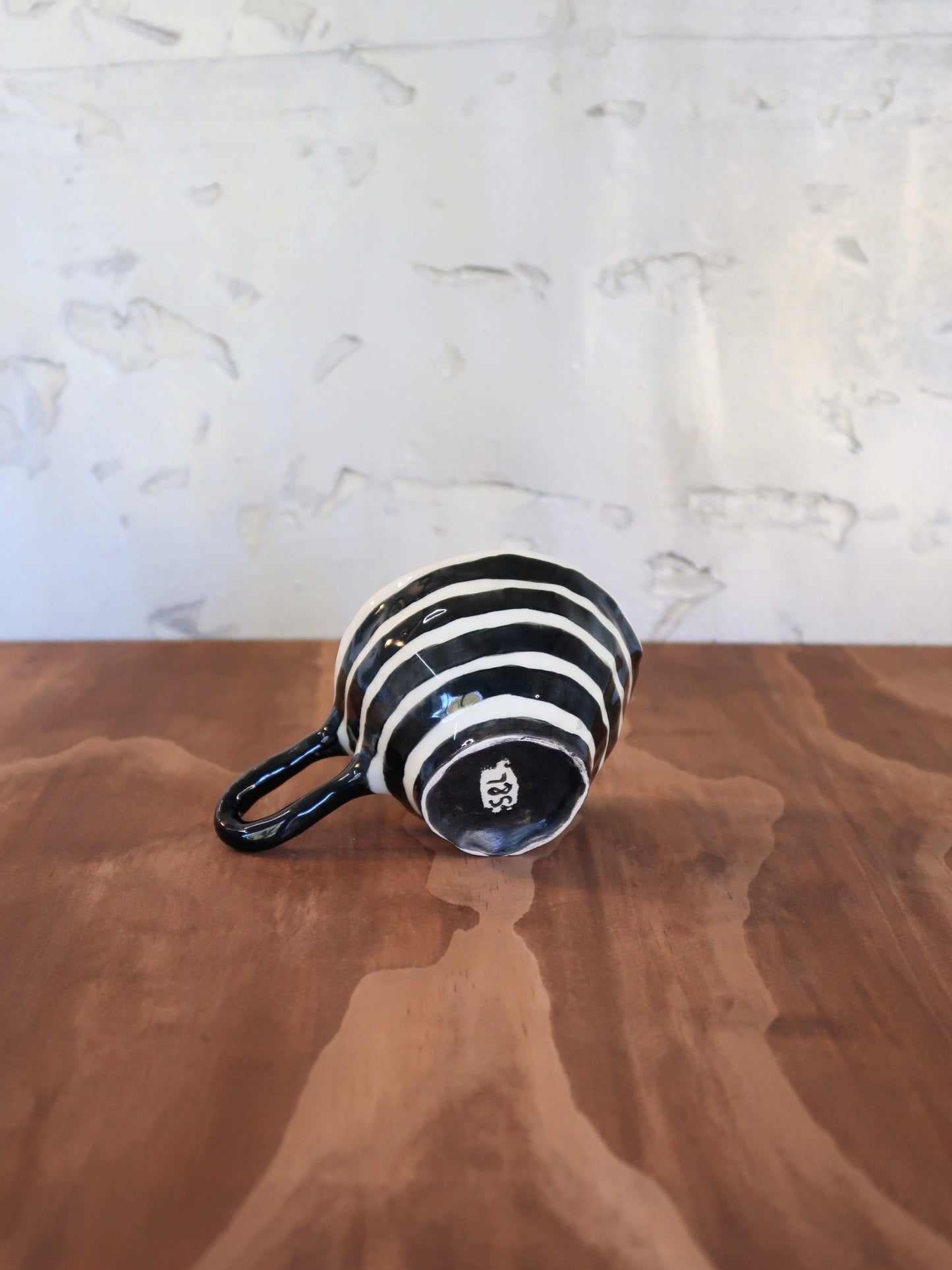 Black & White Cup with Plate